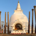 sunset-at-thuparamaya-dagoba-anuradhapura